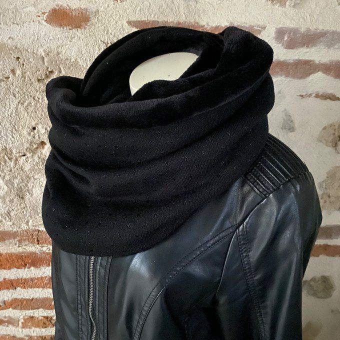 Snood XXL Noir Maille ajourée