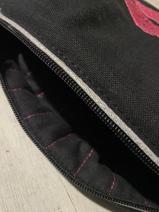 Trousse Kiss petit format