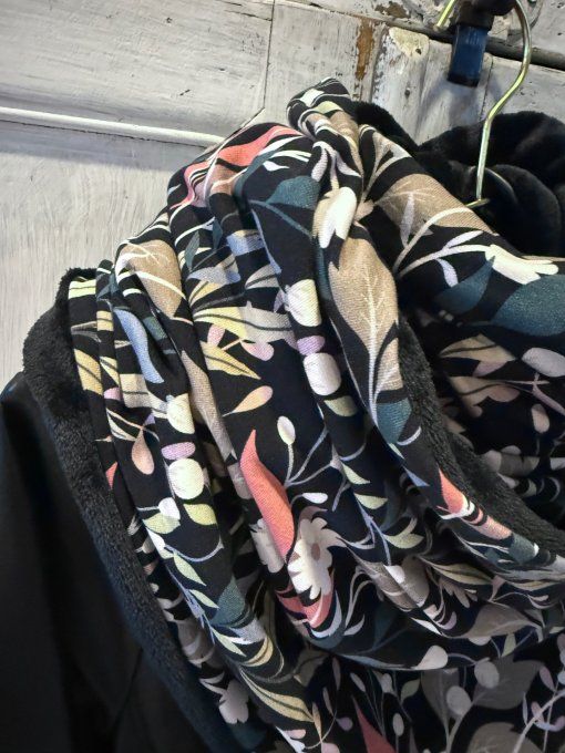 Echarpe chèche florale - défaut doublure