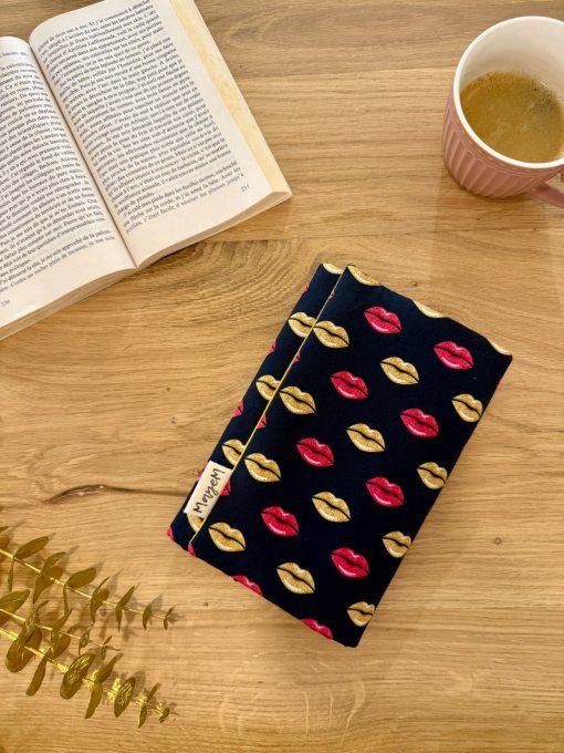 Couvre livre Bisous