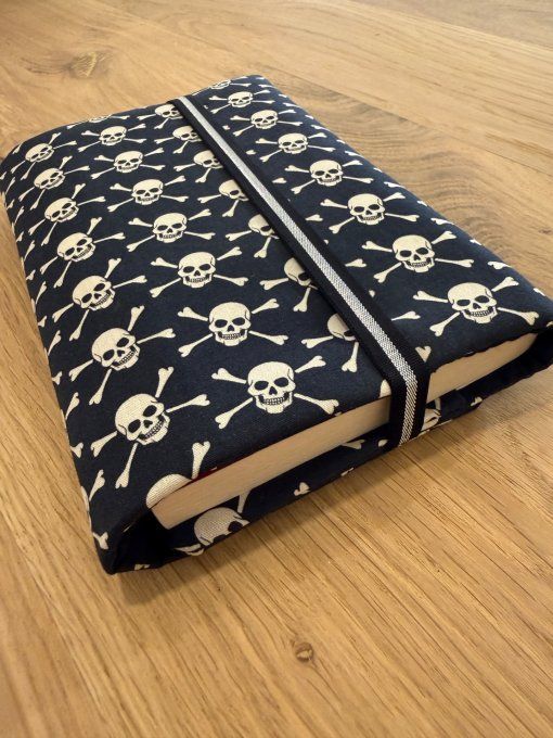 Couvre livre Skulls